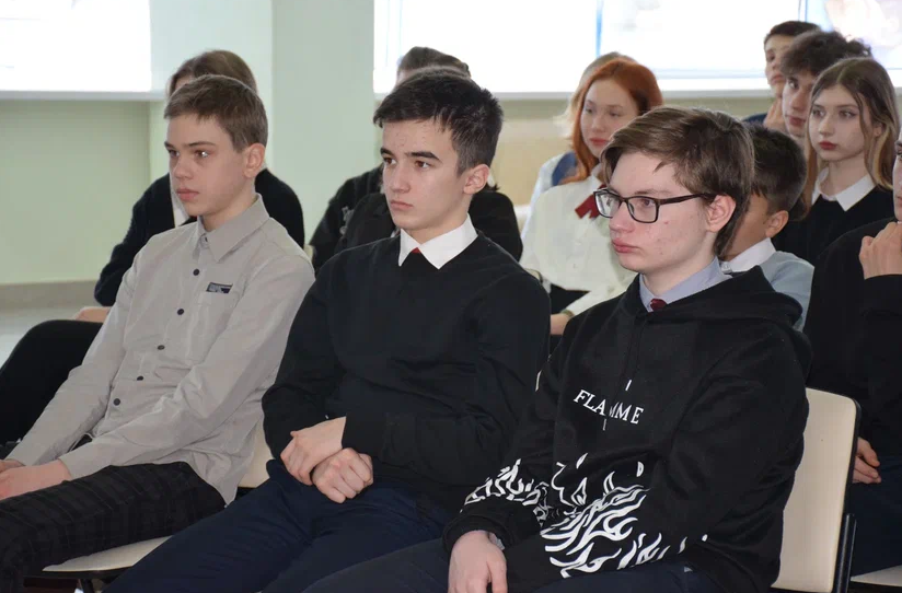 Л. Б. Гурьянова провела беседу «Современная языковая ситуация и мы»